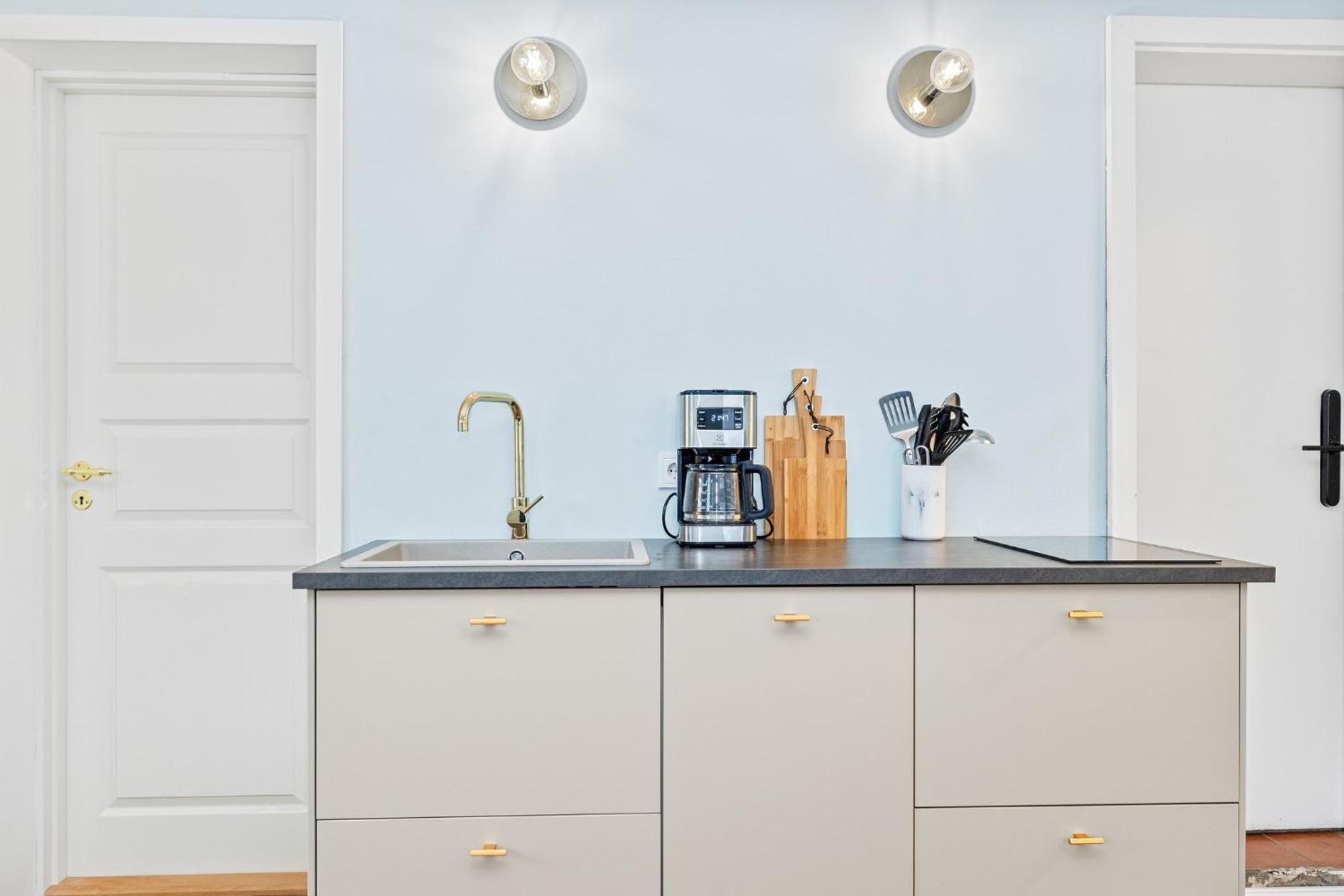 Downtown Baldursbra - Two Bedroom * Reykjavík