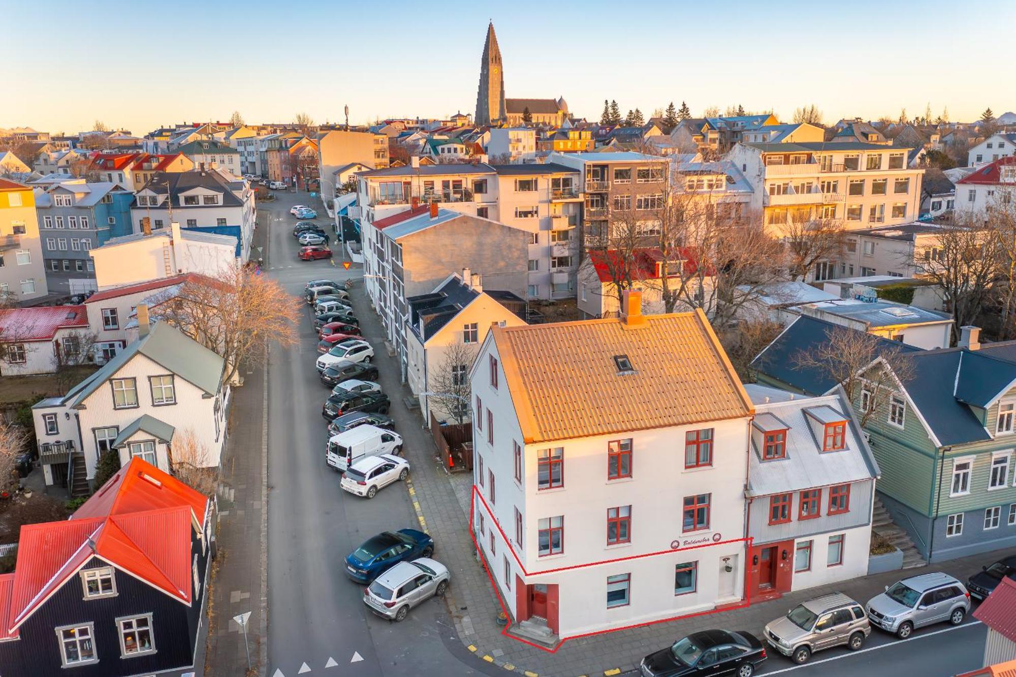 Downtown Baldursbra - Two Bedroom Appartamento Reykjavík